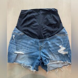Over-The-Belly Deconstructed Isabel Maternity Jean Shorts Size 8 Medium wash